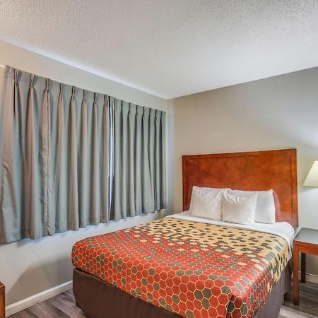 Econo Lodge Inn & Suites Yreka Dış mekan fotoğraf